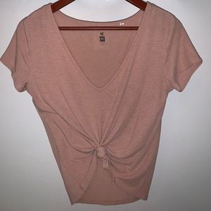 PacSun pink crop top